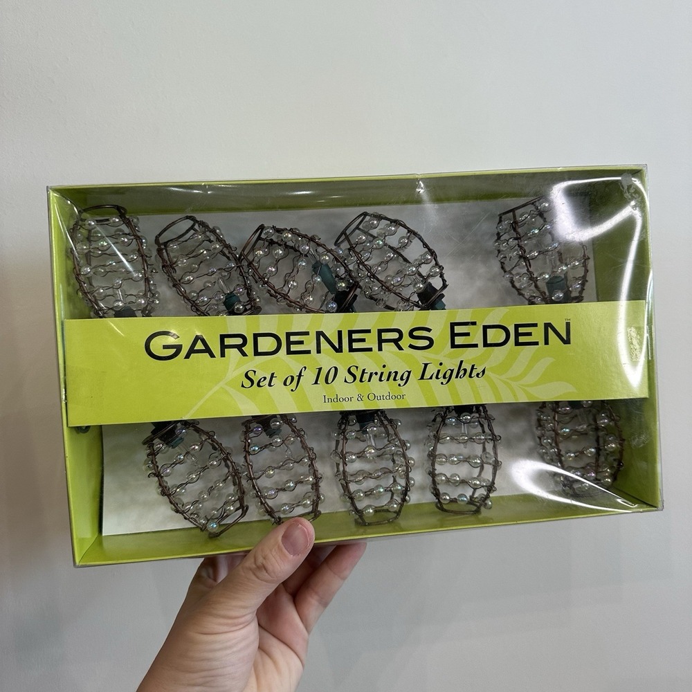 Gardeners Eden Bronze Wire Leaf String Lights - Set of 10